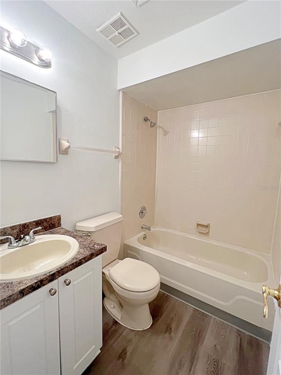 Building Photo - 2425 Barley Club Dr
