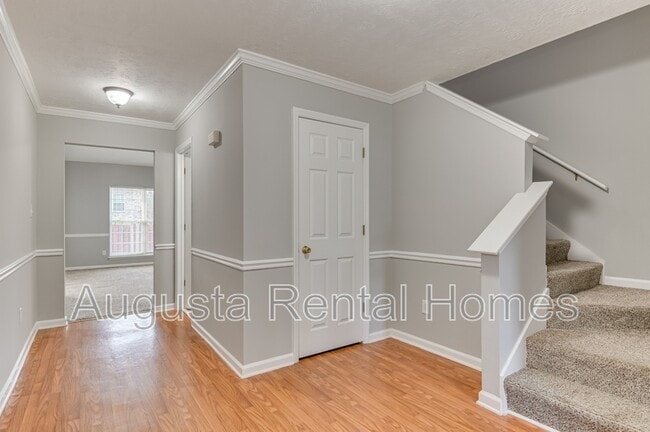 Building Photo - 7635 Pleasantville Way