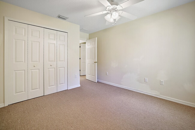 Building Photo - 537 Paulling Dr