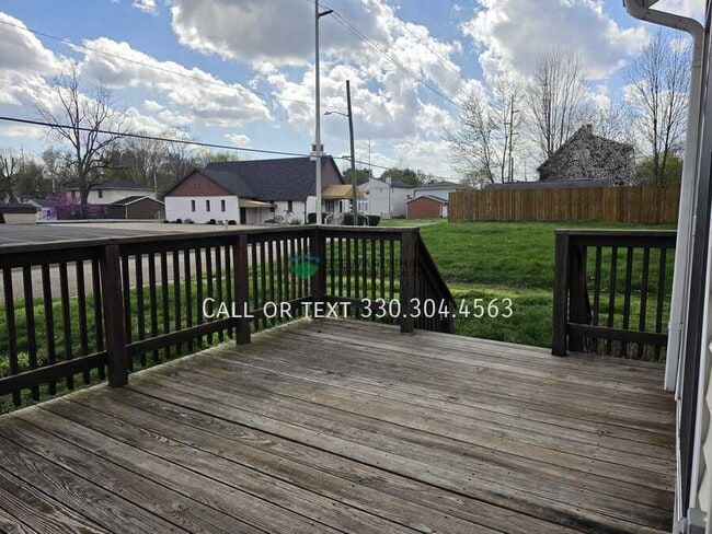 Building Photo - 1717 Bedford Ave SW