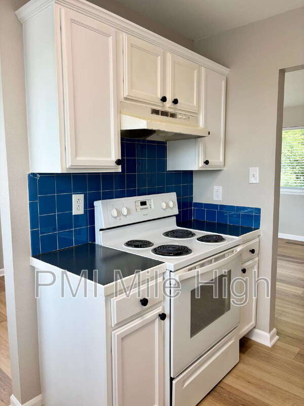 Building Photo - 9710 Huron St