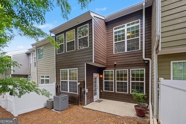 Building Photo - 2775 Pierce Brennen Ct NE