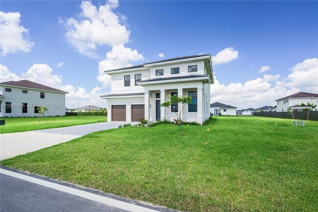 Building Photo - 32242 SW 194th Ave