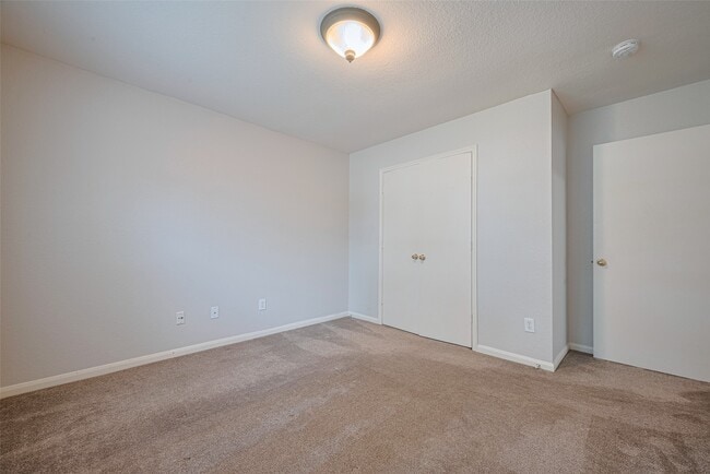 Building Photo - 3834 Pebble Garden Ln
