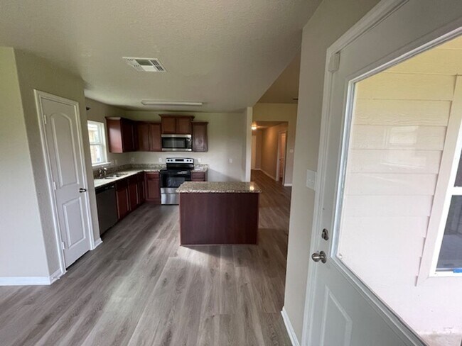 Building Photo - 3618 Foster Meadows