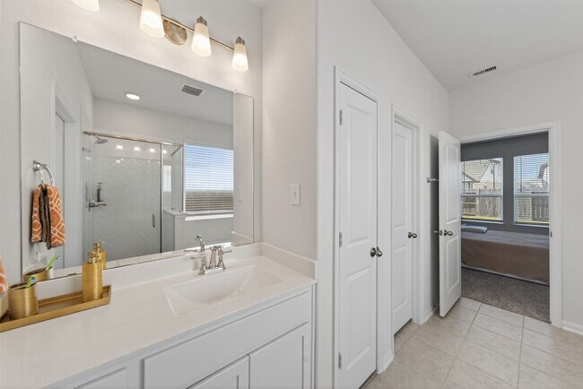 Building Photo - 2456 Solaris Bnd Dr