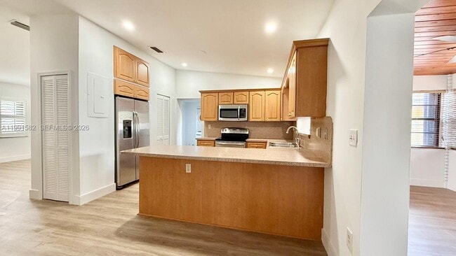 Building Photo - 1547 SW 137th Pl