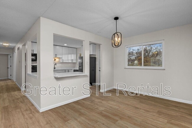 Building Photo - 2344 White Ash Ct