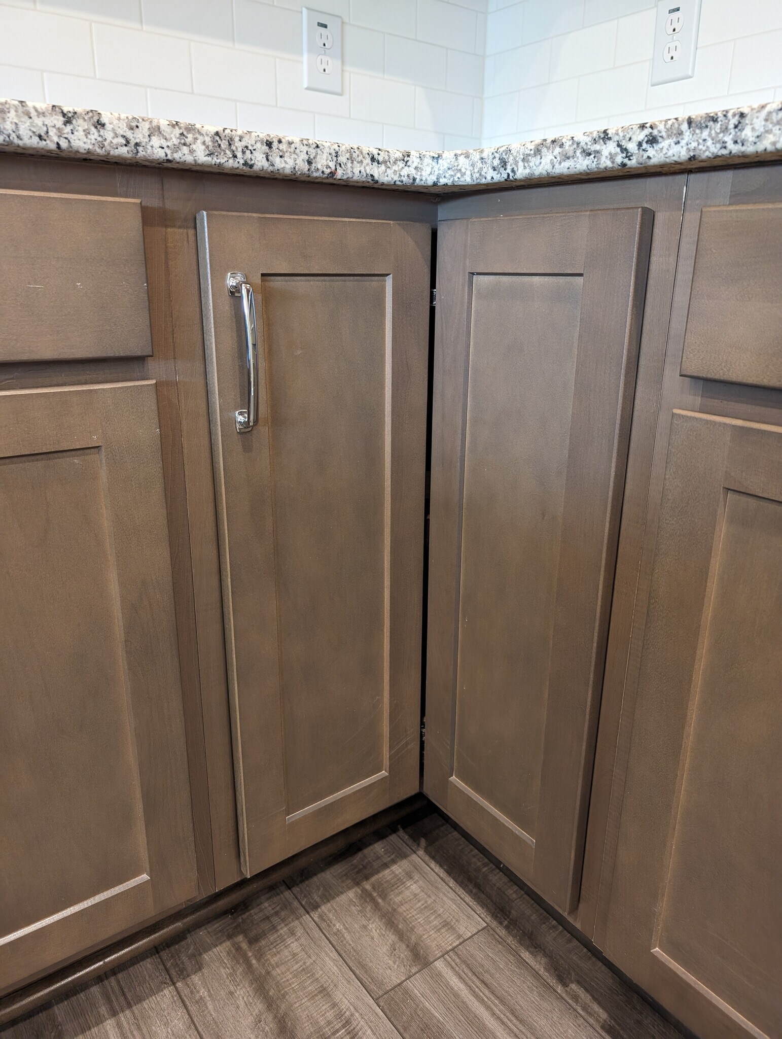 Building Photo - 5613 Edessa Ave