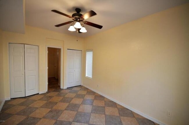 Building Photo - 1026 W Pegasus Dr