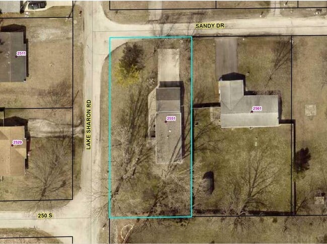 Building Photo - 2551 E Sandy Dr