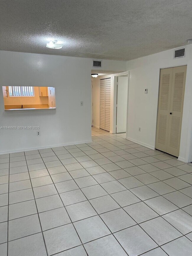 Building Photo - 14930 SW 82nd Terrace