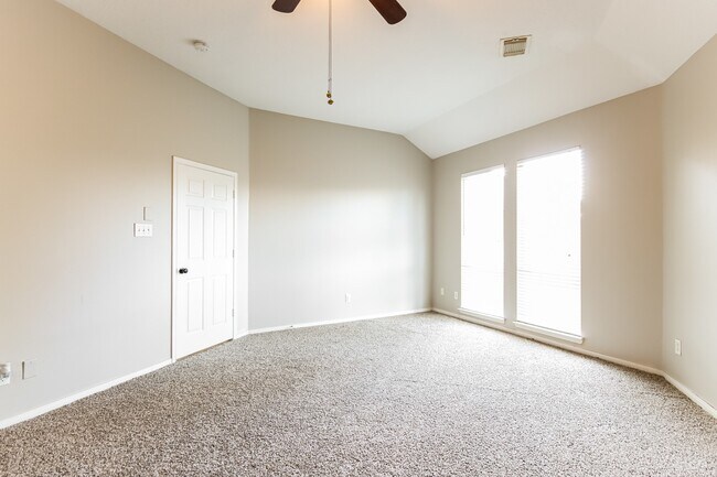 Building Photo - 18222 Noble Forest Dr