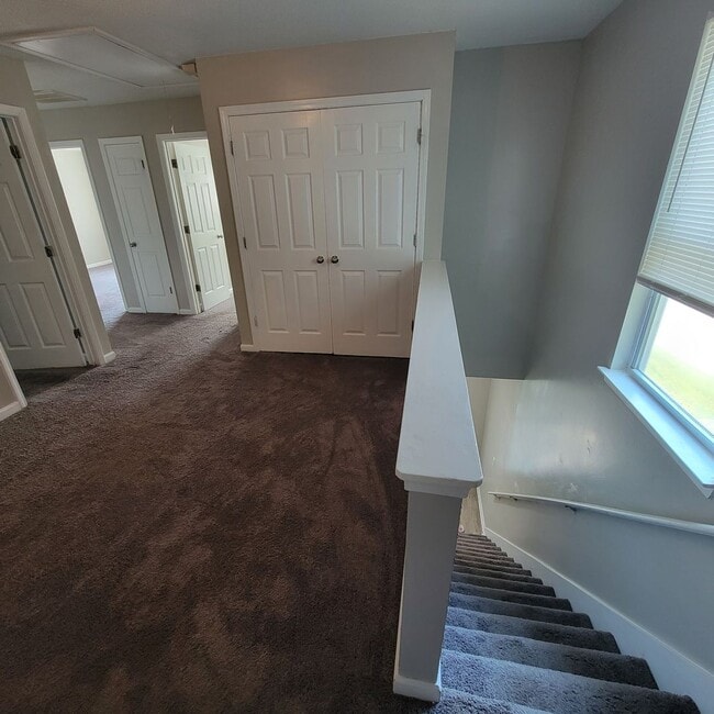 Building Photo - Newer Home For Rent 2 Story - Just Like Br...