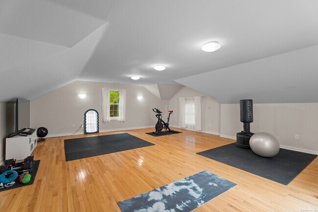 Building Photo - 133 Blake Rd