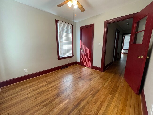 Building Photo - One-story home with front porch