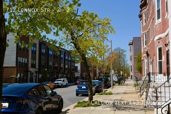 Building Photo - 712 Lennox St