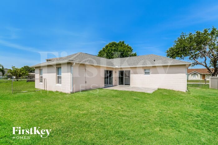 Building Photo - 817 Grantham Dr