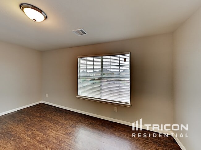 Building Photo - 21507 Palma Grove Way