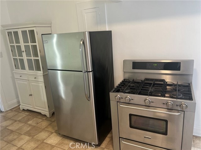 Building Photo - 4429 Victoria Park Dr