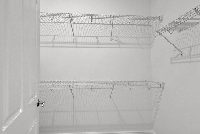 Building Photo - 9225 SW Pepoli Way