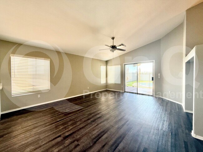 Building Photo - 3512 S Moccasin Trail