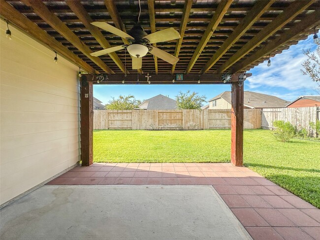 Building Photo - 8635 Sweet Pasture Dr