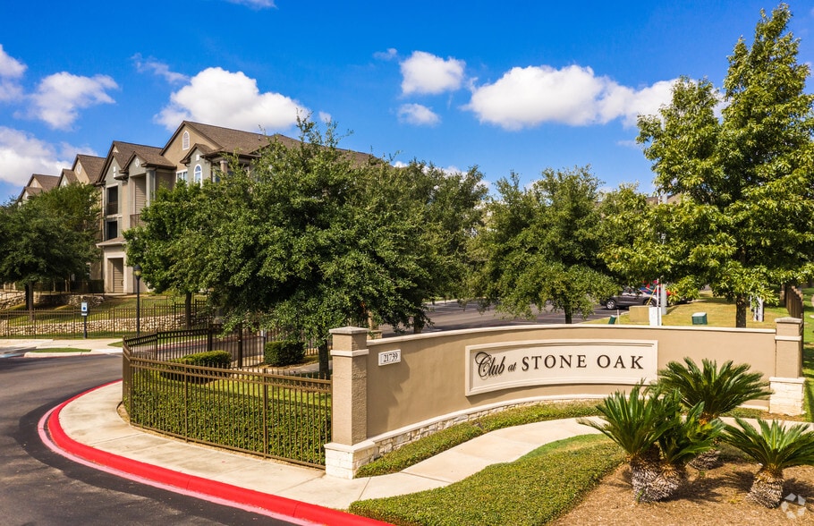 Club at Stone Oak 21739 Hardy Oaks Blvd San Antonio TX 78258