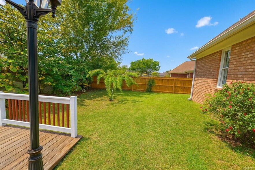 Building Photo - 8457 Chadburn Crossing