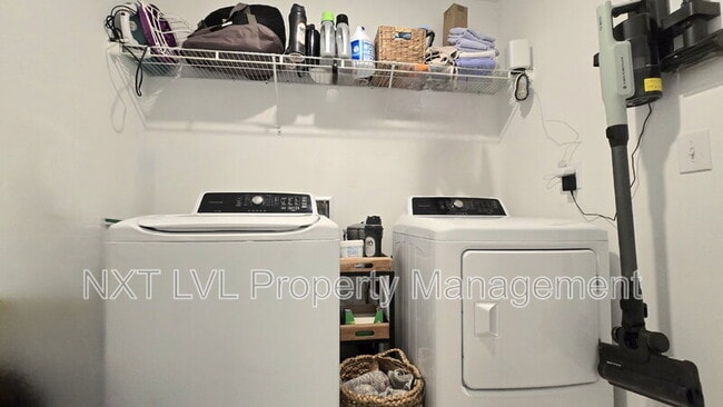 Building Photo - 4049 Villa Doria Ct