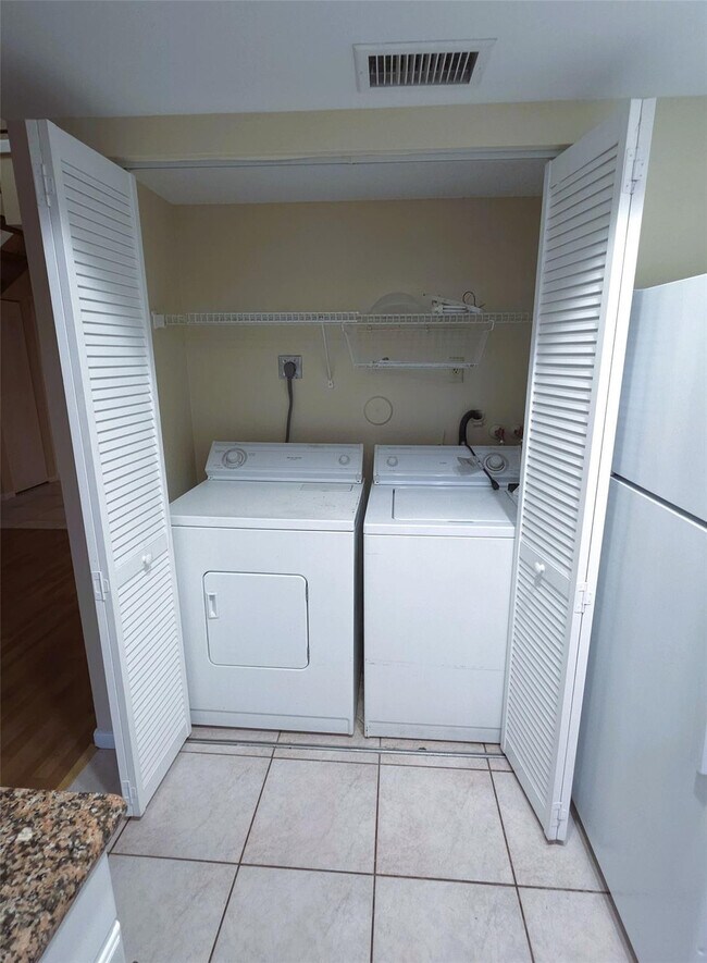 Building Photo - 9959 W Atlantic Blvd