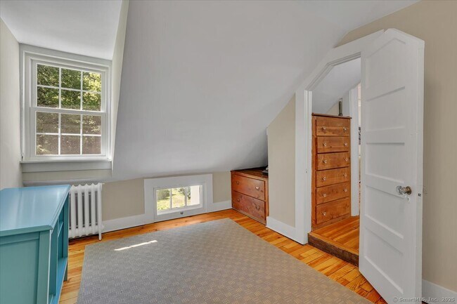 Building Photo - 272 Norfolk Rd