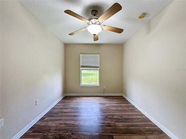 Building Photo - 725 Bittern Ln