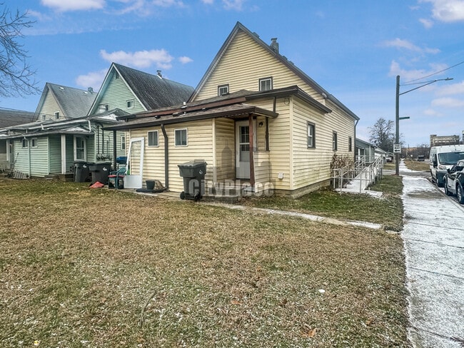 Building Photo - 2101 Ringgold Ave