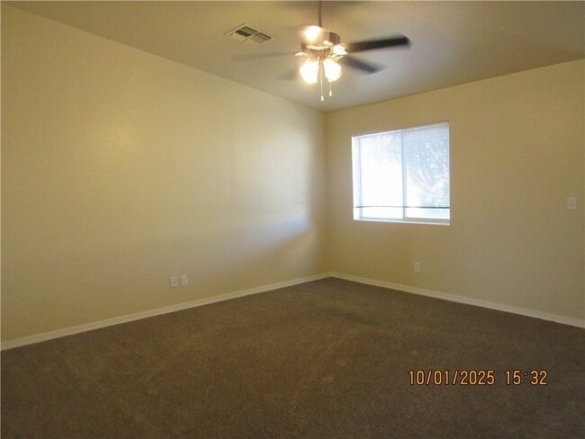 Building Photo - 3156 Gordon Dr
