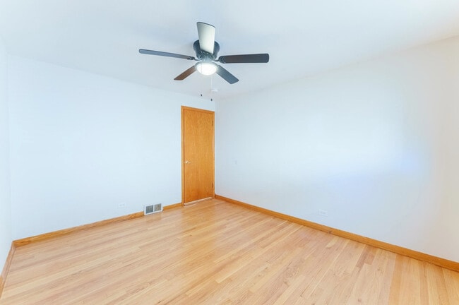 Building Photo - 6210 W 64th St