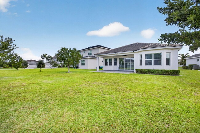 Building Photo - 16293 Melogold Dr