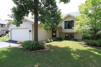 Building Photo - 1166 Westbury Knoll