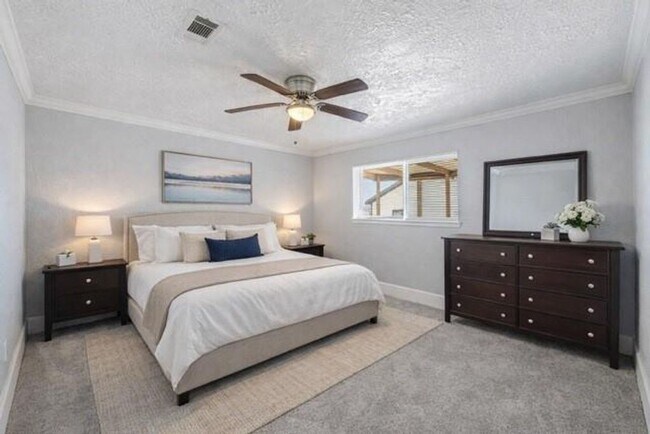 Building Photo - Welcome to this fully remodeled 4/2/2 brick home near Lake Conroe! With new AC/heat, roof, water ...