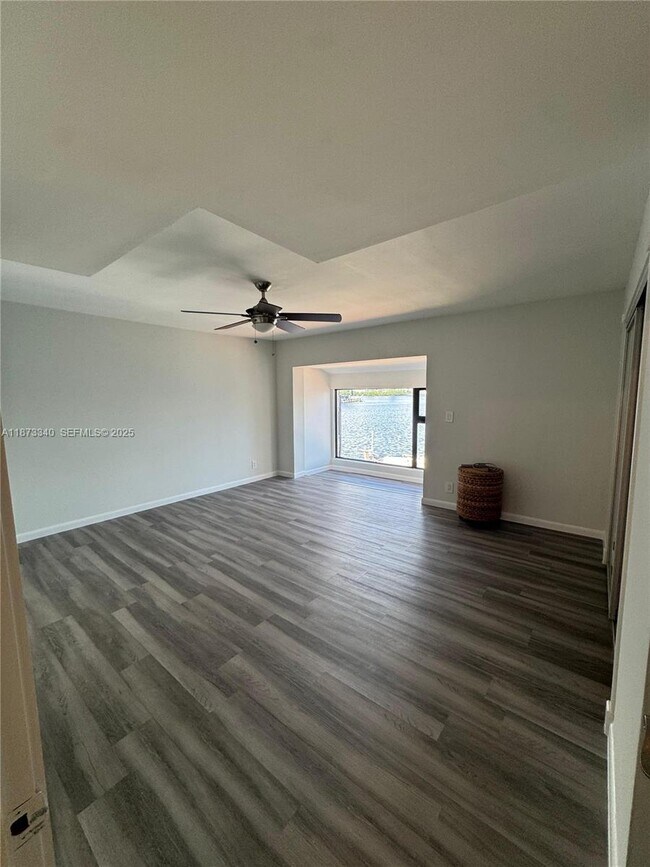 Building Photo - 2777 NE 165th Terrace