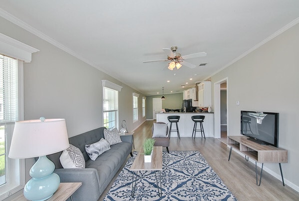 Building Photo - 475 Netherland Ave