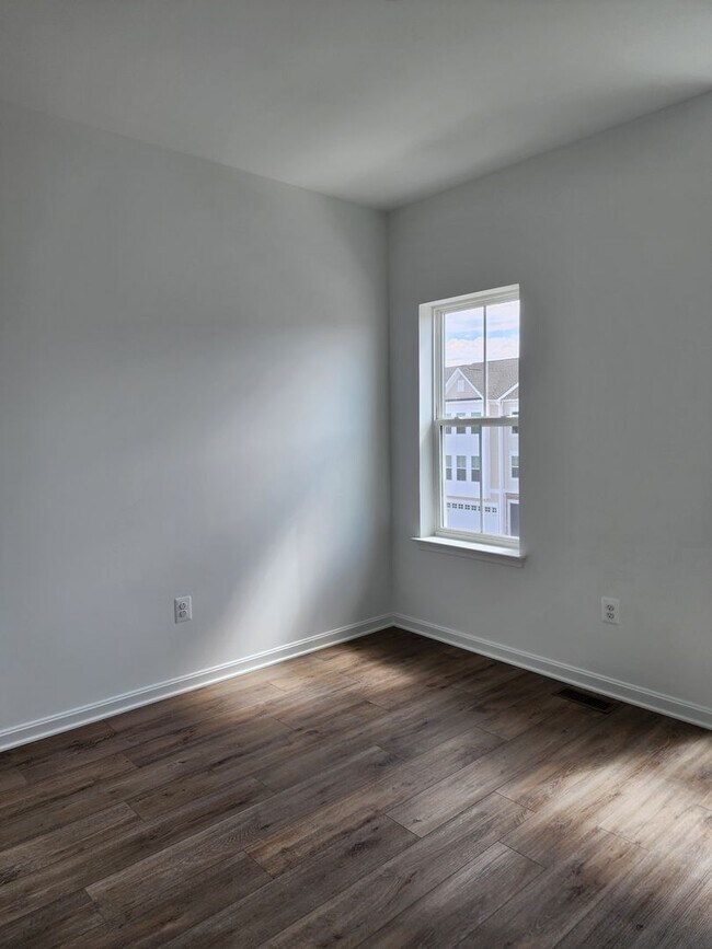 Building Photo - New Construction Townhome in Middletown