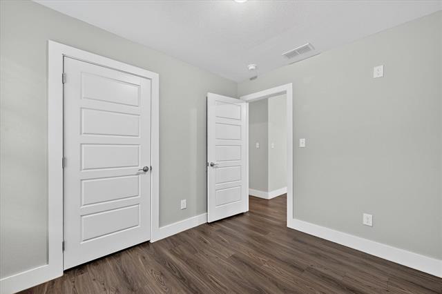Building Photo - 1032 Ray Dr