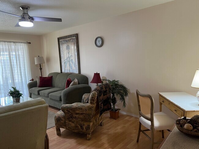 Building Photo - 2772 Woodgate Ln