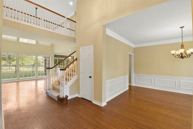 Building Photo - 1915 Lytham Ln