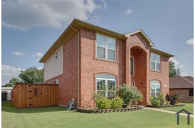 Building Photo - Spacious 4 Bedroom House in Mesquite