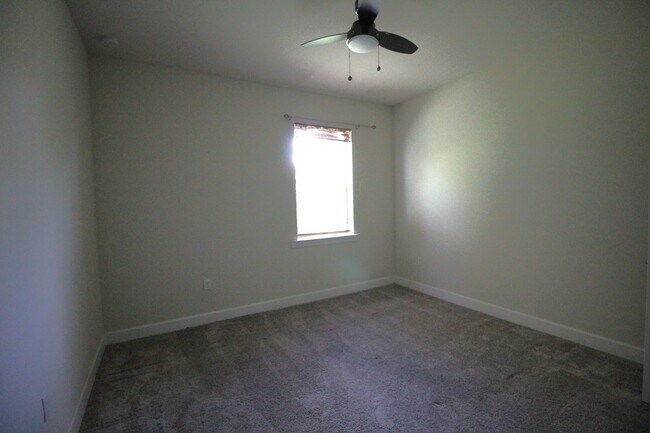 Building Photo - 2071 Parson St