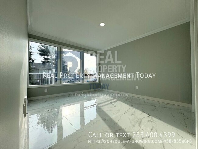 Building Photo - 1111 SW 148th St