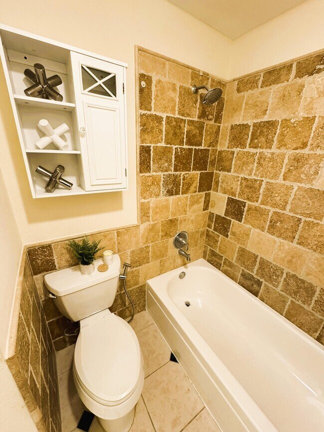 Building Photo - 2001 Bering Dr