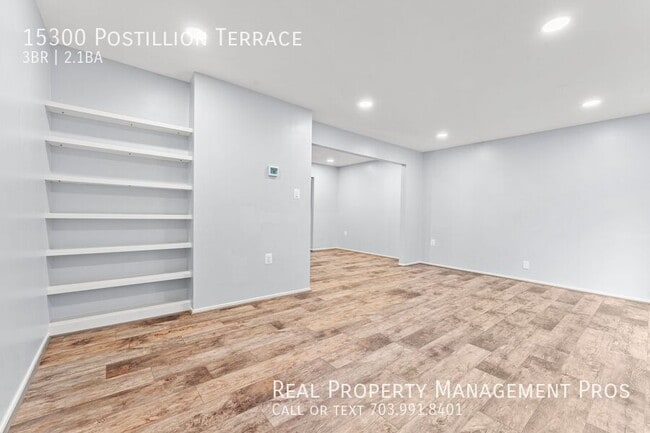 Building Photo - 15300 Postillion Terrace